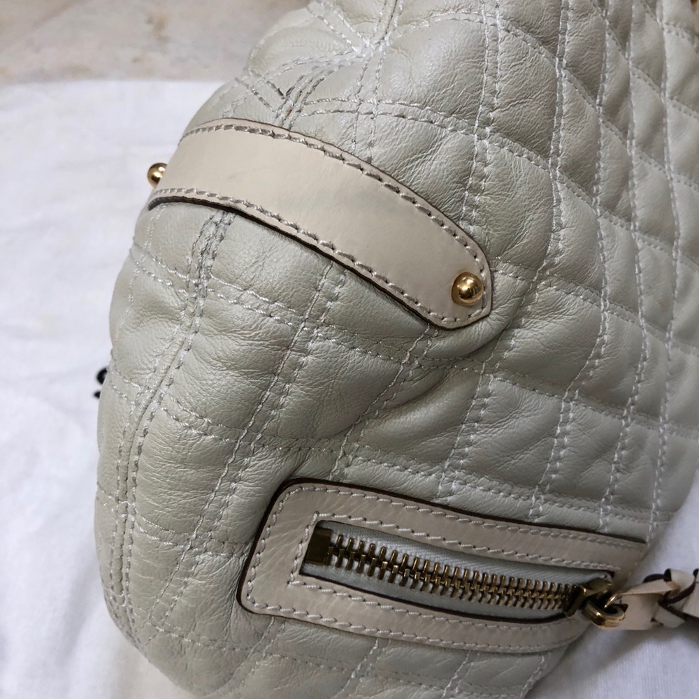 Authentic Marc Jacobs Quilted Leather Hobo Handbag - Picture 6 of 8